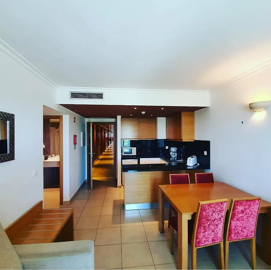 Monte Gordo Hotel Apartamentos & Spa location